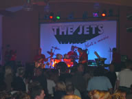 Tivola's Welt - Bildergalerie Neuendorfer Dorffest im Jahr 2003 - Beatabend mit der Gruppen The Jets, Sperrstund und Sohlmen