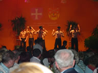 Tivola's Welt - Bildergalerie Neuendorfer Dorffest im Jahr 2003 - Beatabend mit der Gruppen The Jets, Sperrstund und Sohlmen