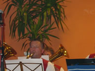 Tivola's Welt - Bildergalerie Neuendorfer Dorffest im Jahr 2003 - Beatabend mit der Gruppen The Jets, Sperrstund und Sohlmen