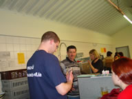 Tivola's Welt - Bildergalerie Neuendorfer Dorffest im Jahr 2003 - Beatabend mit der Gruppen The Jets, Sperrstund und Sohlmen