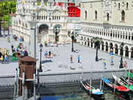 Tivola's Welt - Bildergalerie Kurztripp ins Legoland nach Günzburg mit Übernachtung in der Pension in Augsburg im Jahr 2005.