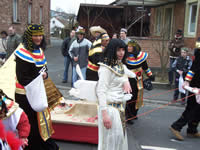 Tivola's Welt - Bildergalerie Faschingsumzug am 26.02.2006 in Langenprozelten